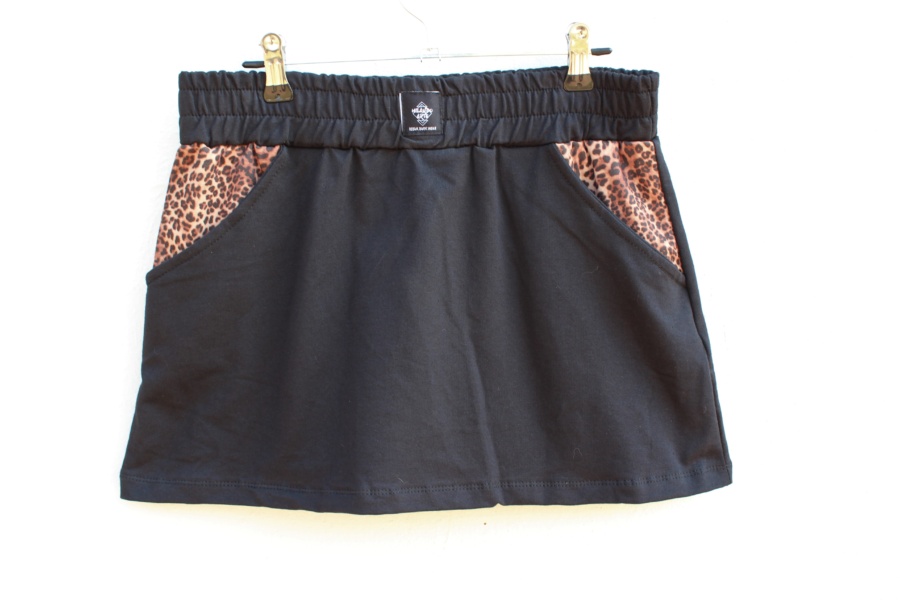 FALDA LOOP MODELO LEOPARDO - Imagen 3