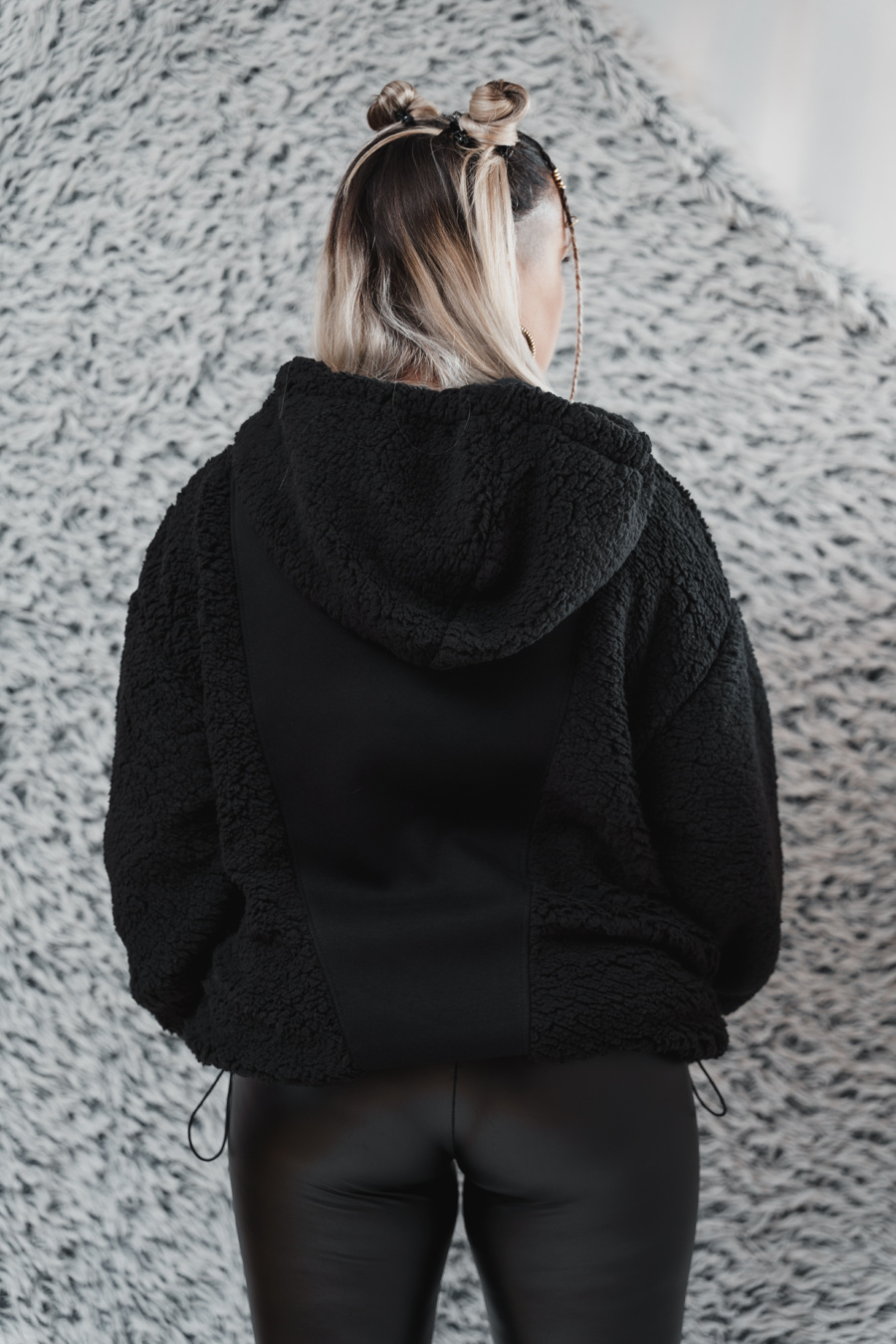 ARIU HOODIE - Imagen 4