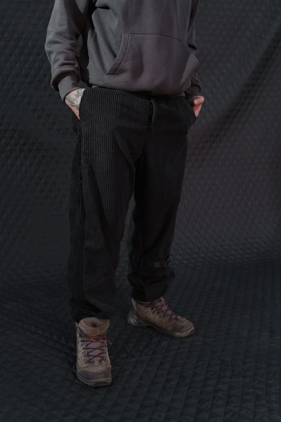 FLUFFY PANTS BLACK - Imagen 10