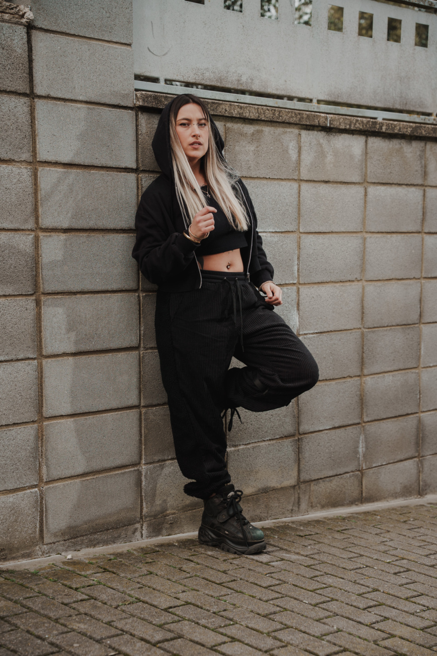 FLUFFY PANTS BLACK - Imagen 13