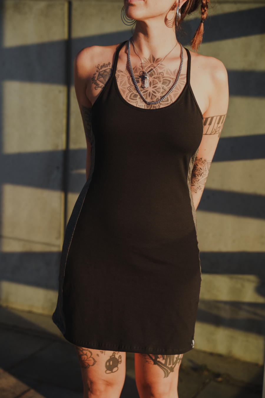 VESTIDO ACRATA GREY - Imagen 2